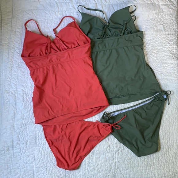 Maternity two piece swimsuit with ruching and removable cups - Picture 2 of 2